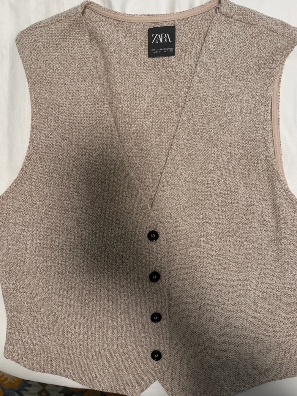 ZARA Neutral Textured Knit Vest in Light Beige